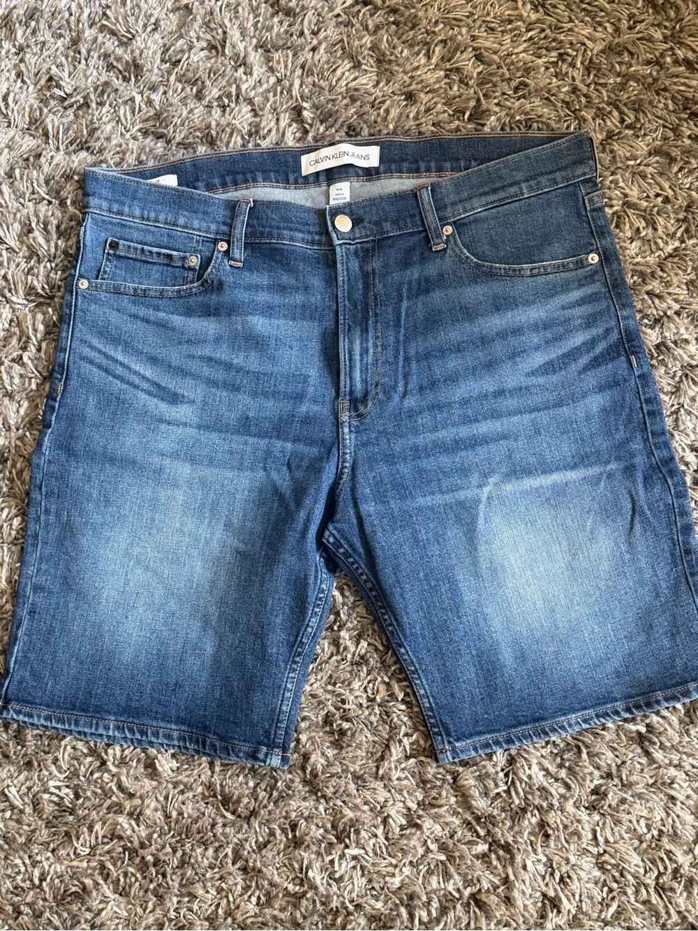 Calvin Klein Men's Medium Blue Denim Jean Shorts